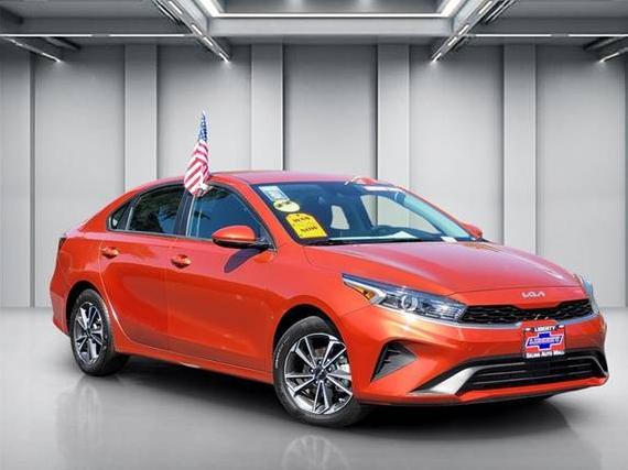 KIA FORTE 2023 3KPF24AD8PE680289 image