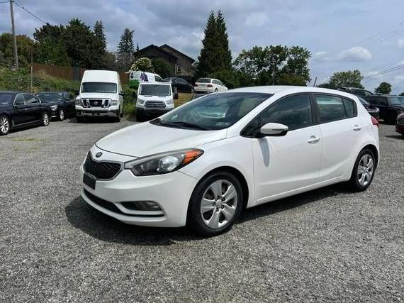 KIA FORTE 2016 KNAFK5A80G5575084 image