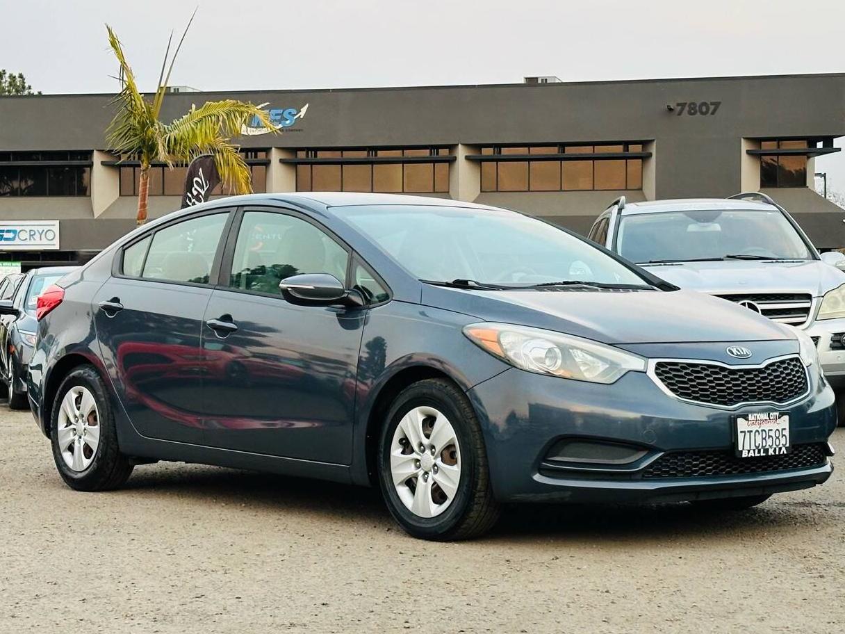 KIA FORTE 2016 KNAFX4A69G5523673 image