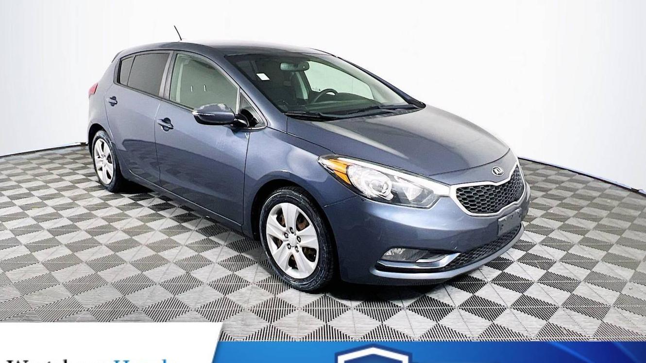 KIA FORTE 2016 KNAFK5A85G5600089 image