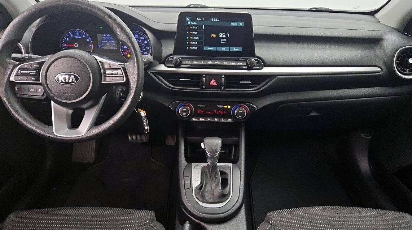 KIA FORTE 2019 3KPF24AD8KE115727 image