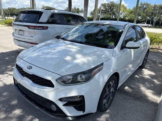 KIA FORTE 2019 3KPF24AD8KE058915 image