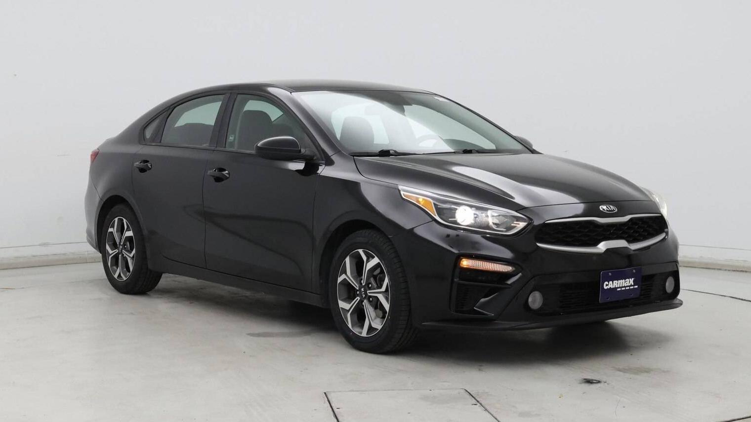 KIA FORTE 2019 3KPF24AD7KE118358 image