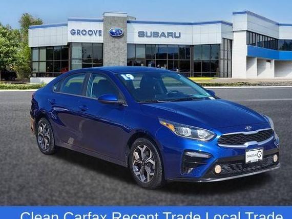 KIA FORTE 2019 3KPF24AD3KE086122 image