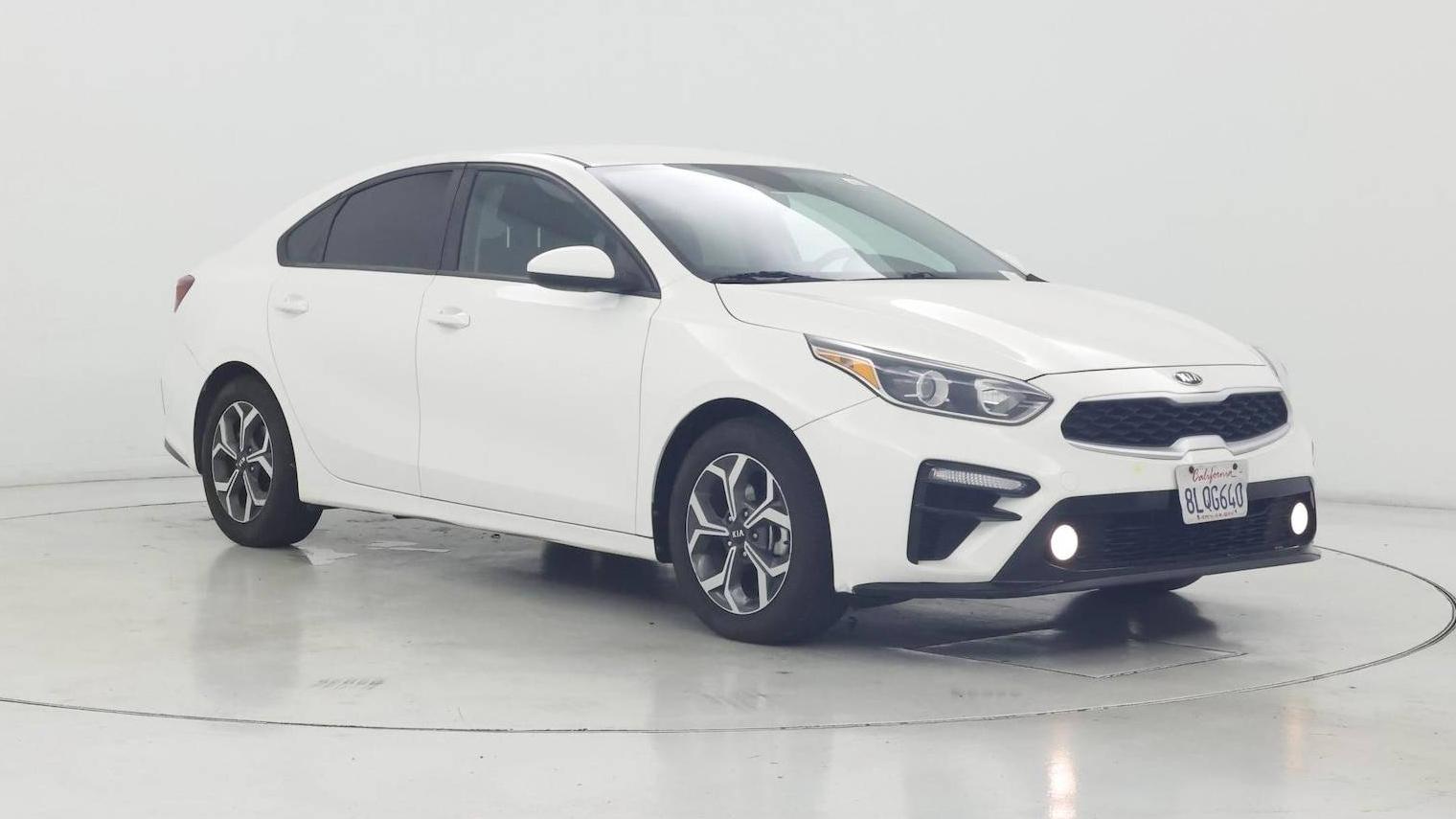 KIA FORTE 2019 3KPF24AD8KE135878 image