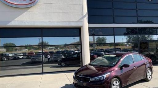 KIA FORTE 2018 3KPFL4A70JE208134 image