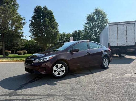 KIA FORTE 2018 3KPFK4A71JE271648 image
