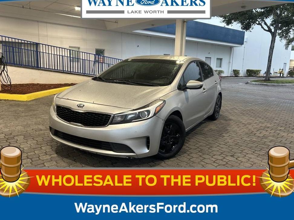 KIA FORTE 2018 3KPFK4A76JE236720 image