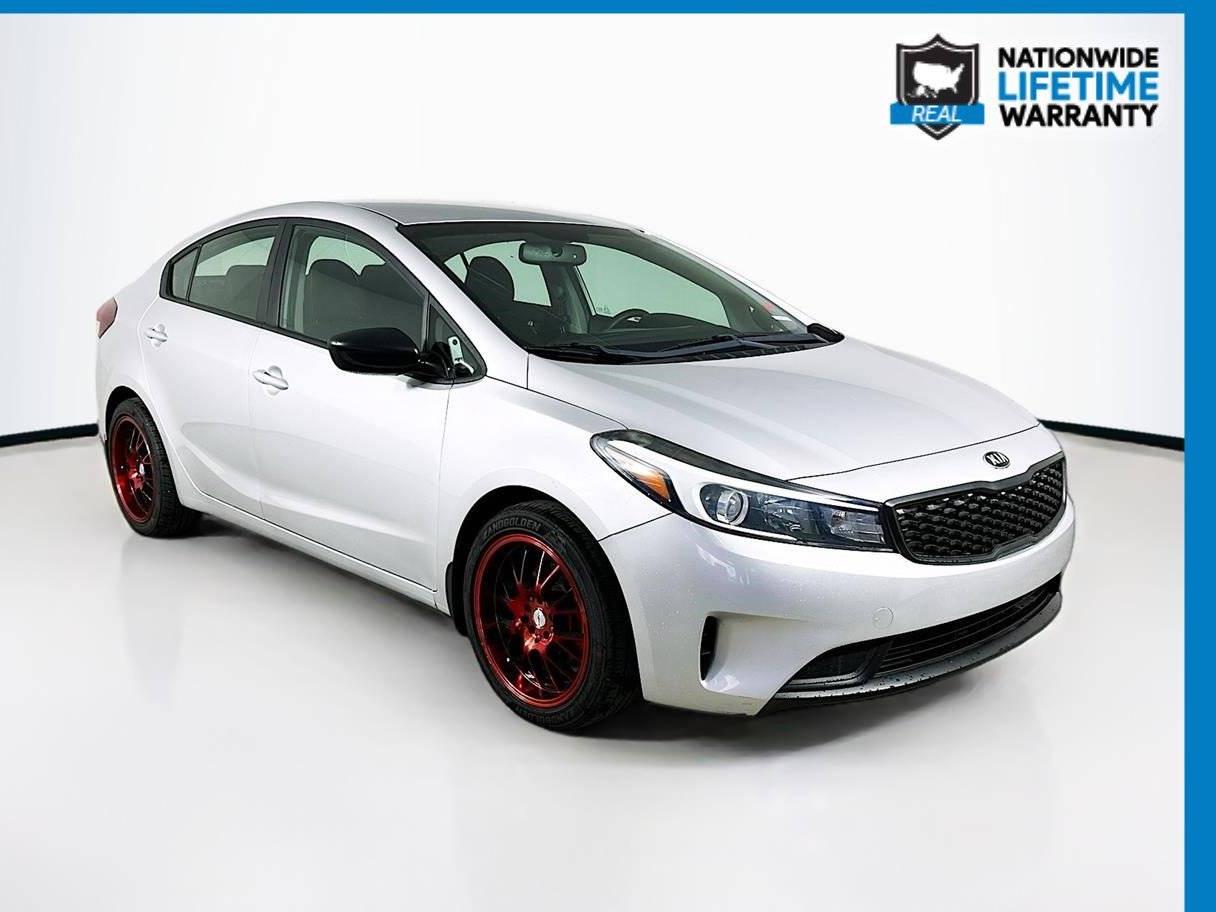 KIA FORTE 2018 3KPFK4A77JE170615 image