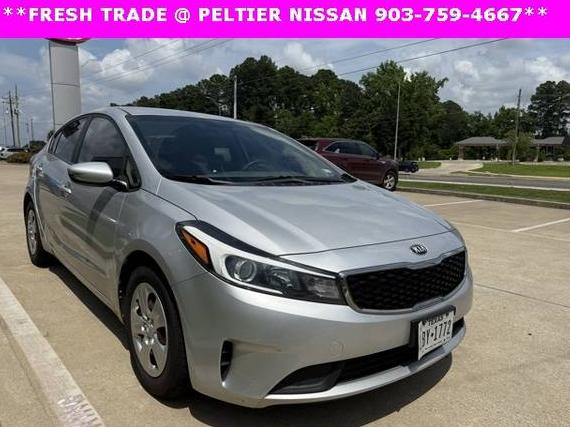 KIA FORTE 2018 3KPFL4A76JE211796 image