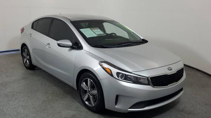 KIA FORTE 2018 3KPFL4A76JE200541 image