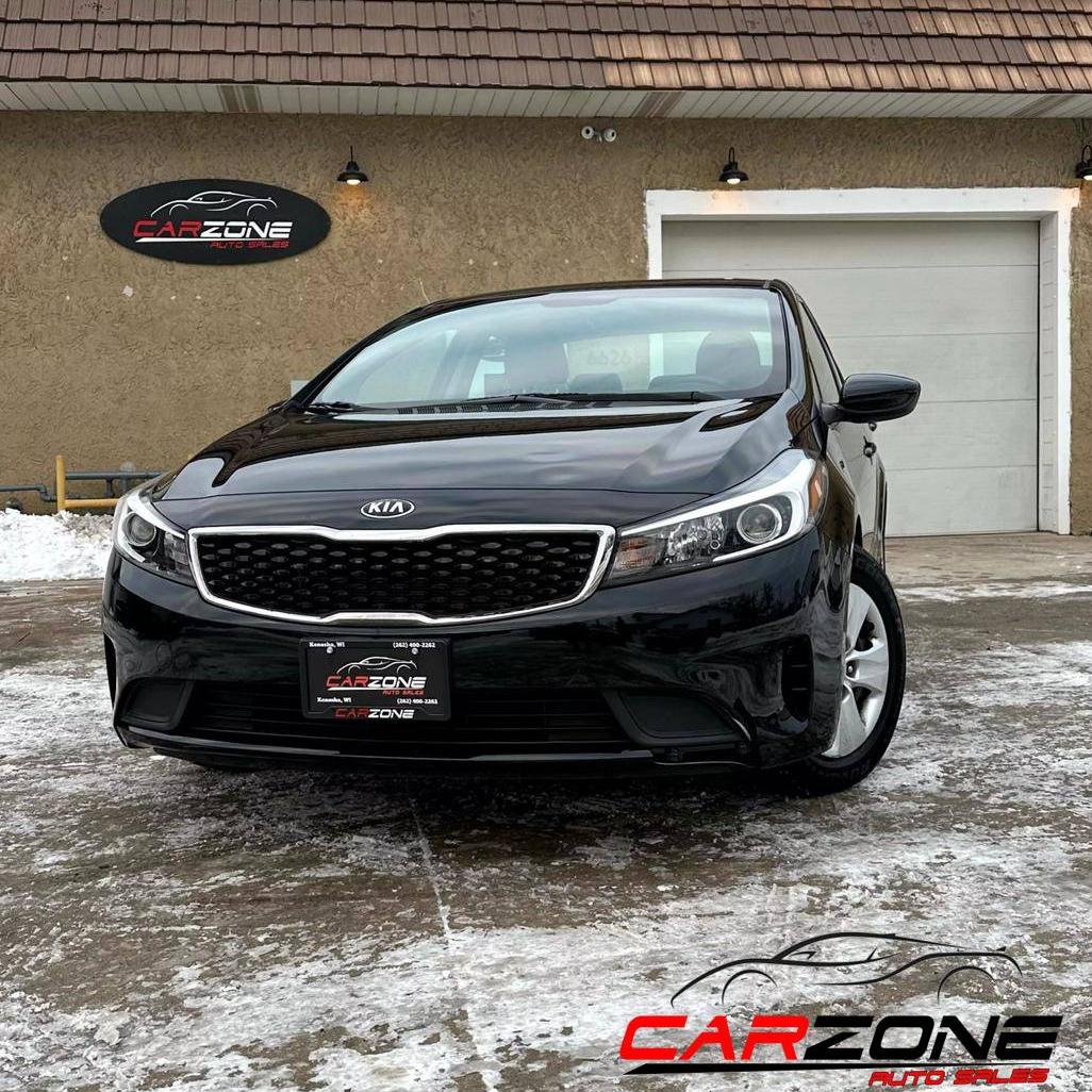 KIA FORTE 2018 3KPFK4A77JE238959 image