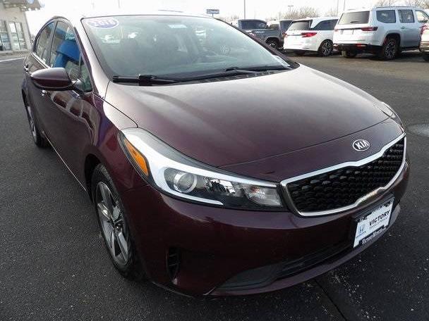 KIA FORTE 2018 3KPFL4A71JE239084 image