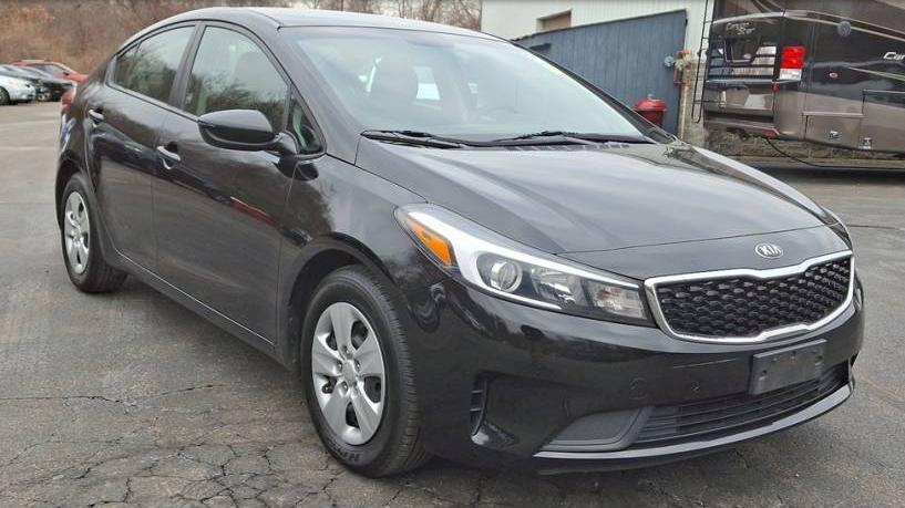 KIA FORTE 2018 3KPFK4A76JE282211 image