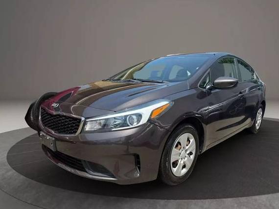 KIA FORTE 2018 3KPFK4A77JE204441 image