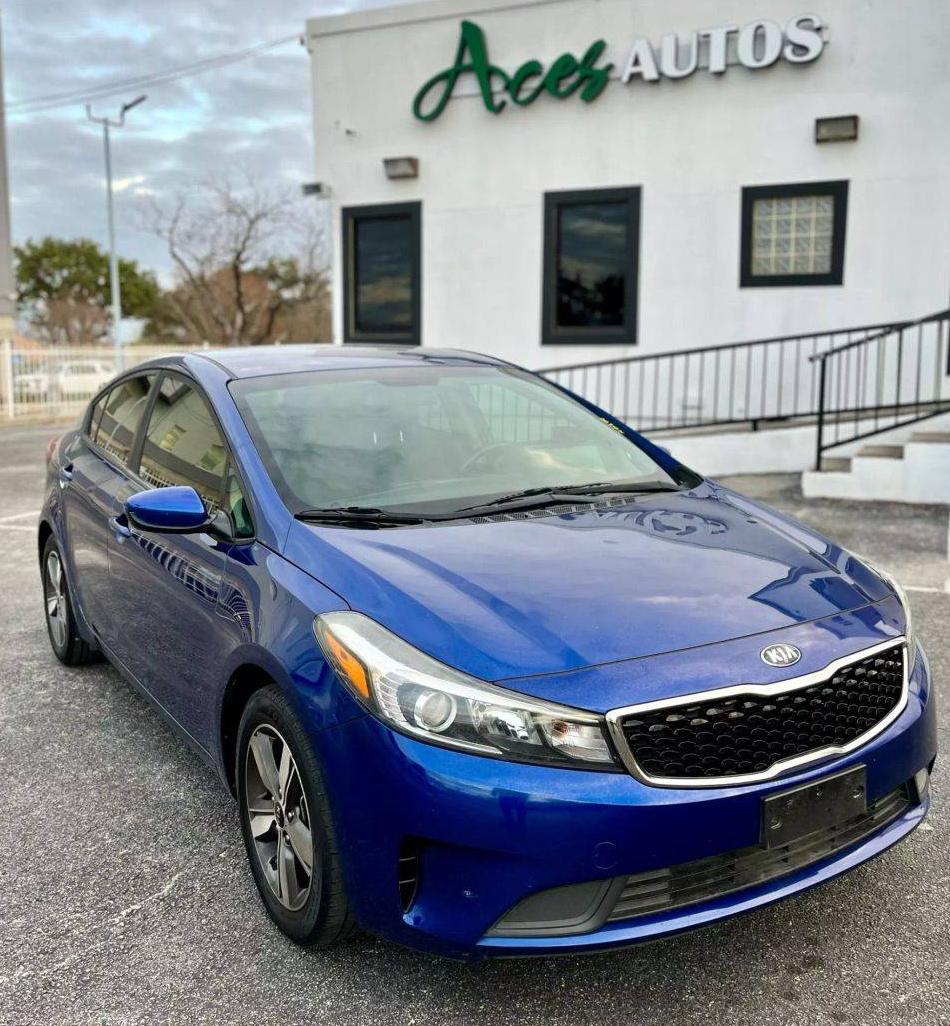 KIA FORTE 2018 3KPFL4A71JE219286 image