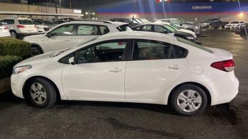 KIA FORTE 2018 3KPFL4A75JE182548 image