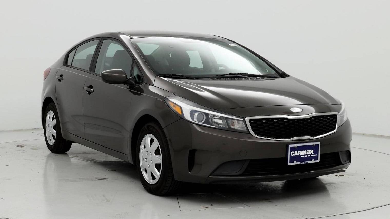 KIA FORTE 2018 3KPFK4A73JE221527 image