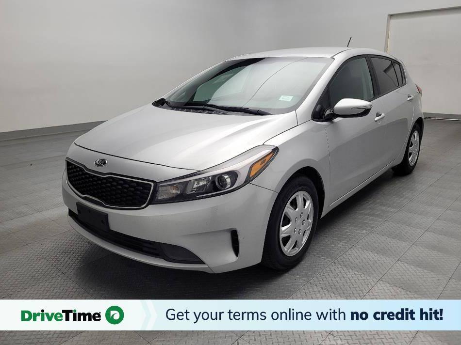 KIA FORTE 2017 KNAFK5A83H5681465 image