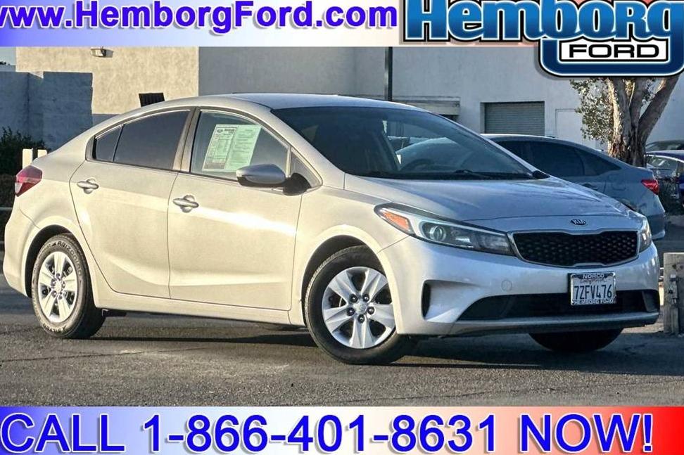 KIA FORTE 2017 3KPFL4A72HE130661 image