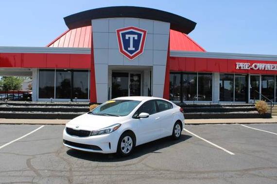 KIA FORTE 2017 3KPFL4A70HE098325 image