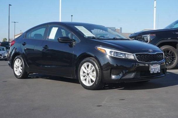 KIA FORTE 2017 3KPFL4A72HE117604 image