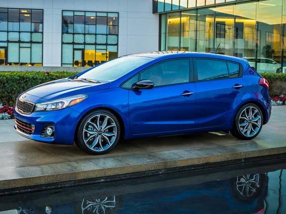 KIA FORTE 2017 KNAFK5A85H5678907 image