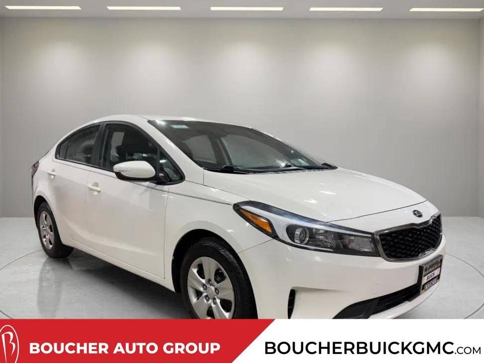 KIA FORTE 2017 3KPFK4A76HE043297 image