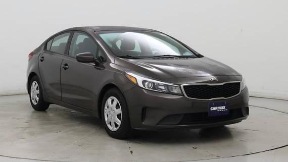 KIA FORTE 2017 3KPFK4A71HE012670 image KIA FORTE 2017 3KPFK4A71HE012670 image