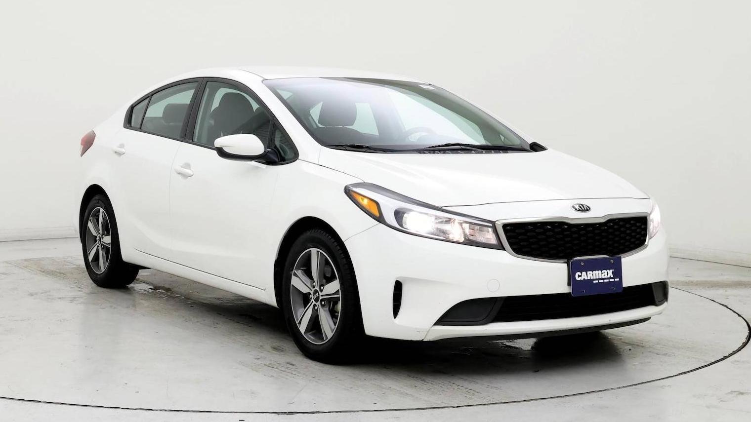 KIA FORTE 2017 3KPFK4A77HE100039 image