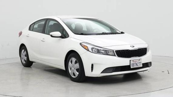 KIA FORTE 2017 3KPFK4A7XHE077338 image KIA FORTE 2017 3KPFK4A7XHE077338 image