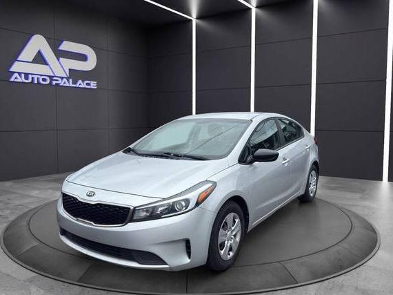 KIA FORTE 2017 3KPFK4A71HE047659 image