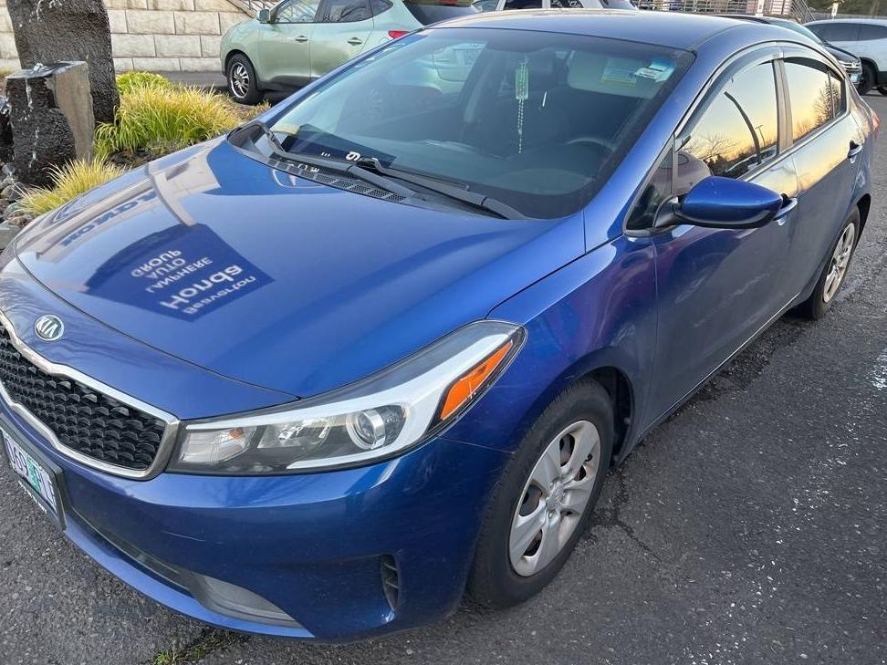 KIA FORTE 2017 3KPFL4A71HE133423 image