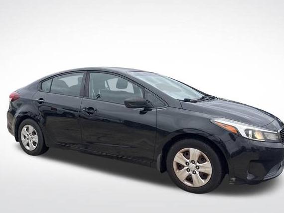 KIA FORTE 2017 3KPFK4A74HE014297 image