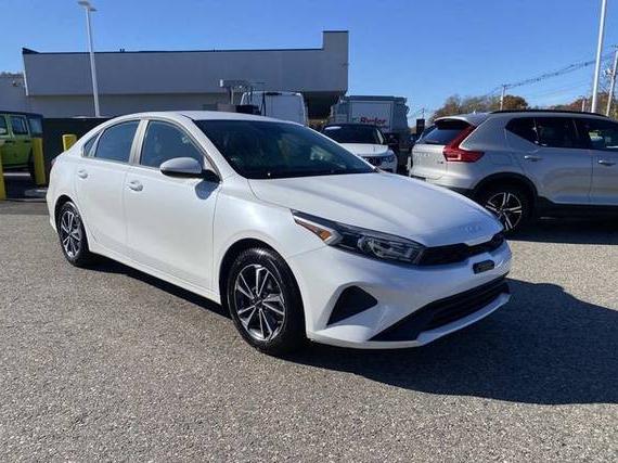 KIA FORTE 2024 3KPF24AD0RE804185 image