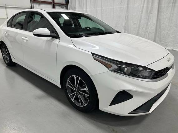 KIA FORTE 2024 3KPF24AD0RE735756 image KIA FORTE 2024 3KPF24AD0RE735756 image