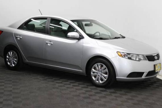 KIA FORTE 2011 KNAFU4A26B5424954 image