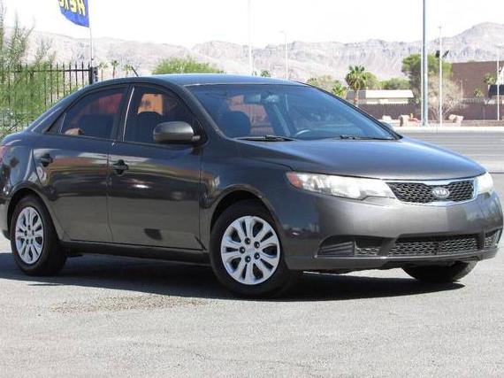 KIA FORTE 2013 KNAFU4A2XD5737069 image