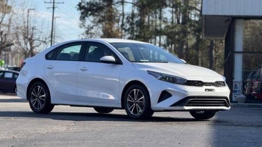 KIA FORTE 2022 3KPF24AD2NE487780 image