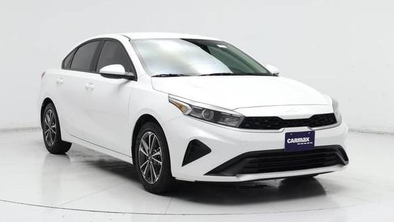 KIA FORTE 2022 3KPF24AD7NE460462 image