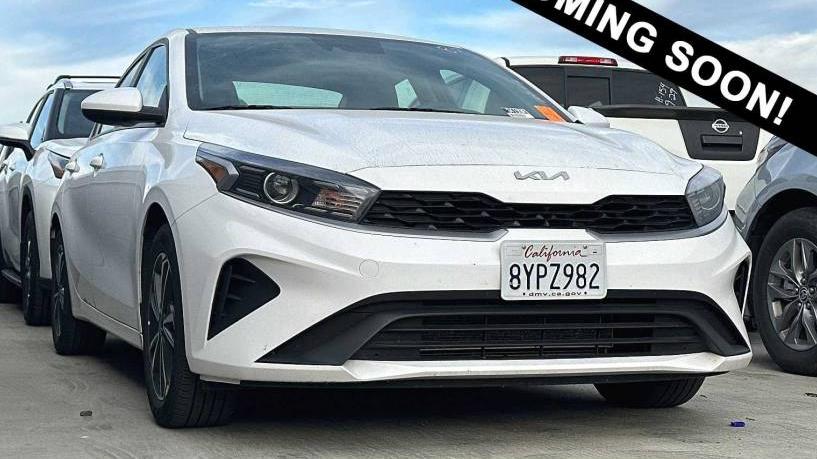 KIA FORTE 2022 3KPF24AD5NE433261 image