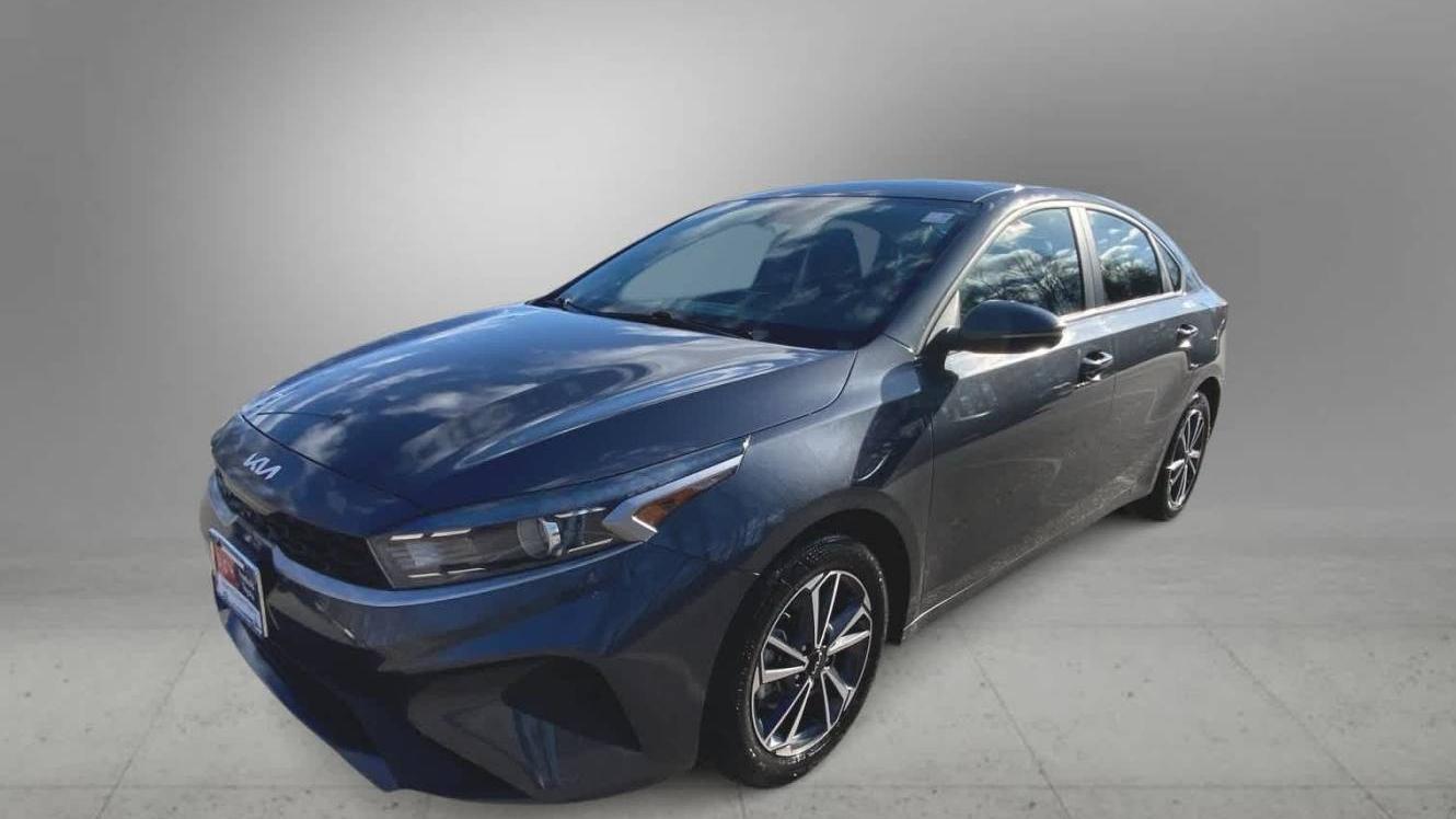 KIA FORTE 2022 3KPF24AD5NE494531 image