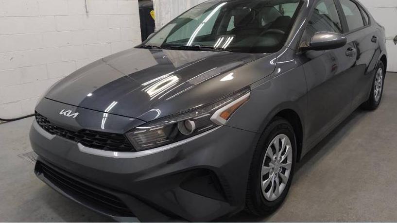 KIA FORTE 2022 3KPF24AD9NE486383 image