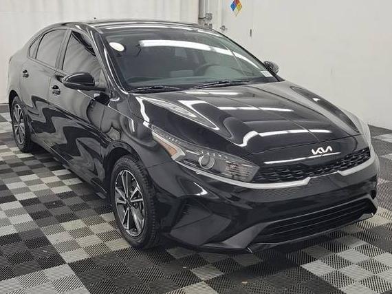 KIA FORTE 2022 3KPF24AD7NE486608 image