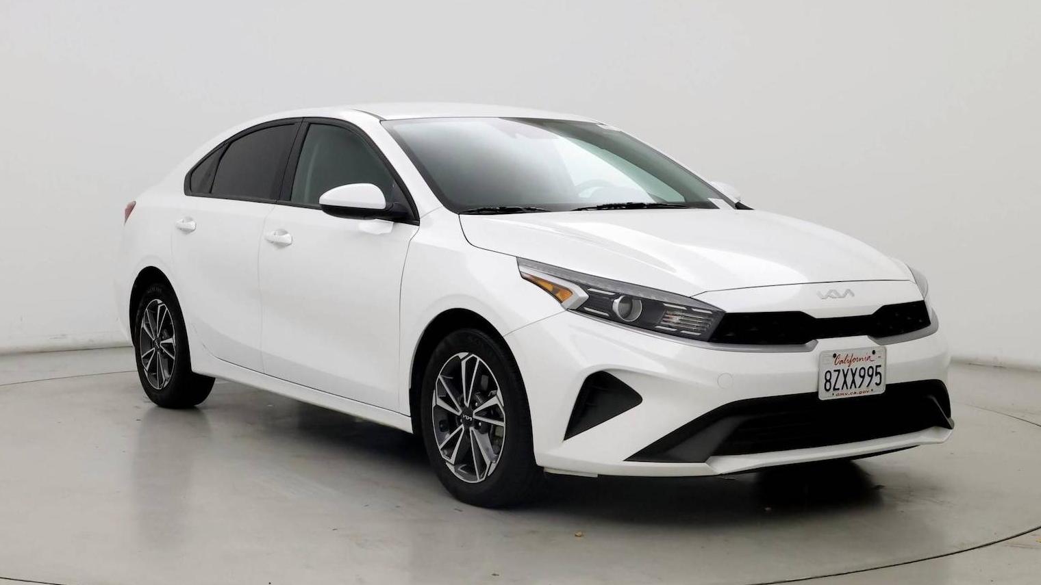 KIA FORTE 2022 3KPF24AD9NE439614 image