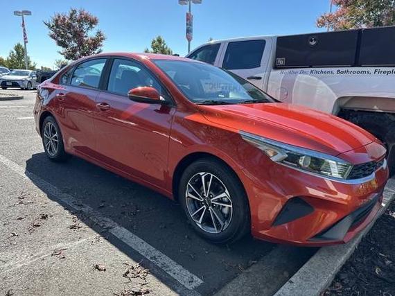 KIA FORTE 2022 3KPF24AD9NE432582 image