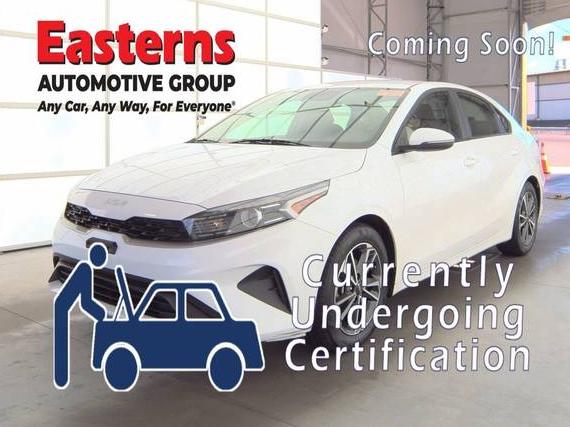 KIA FORTE 2022 3KPF24AD9NE498582 image