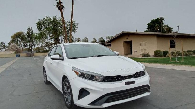 KIA FORTE 2022 3KPF24AD9NE435871 image