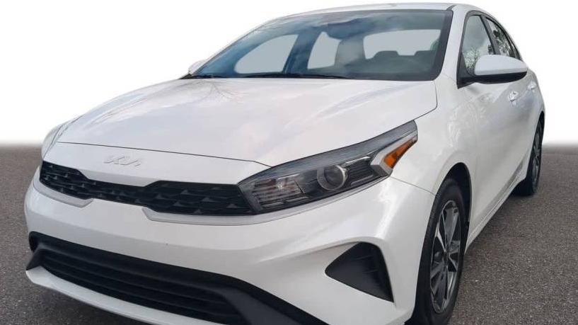 KIA FORTE 2022 3KPF24AD1NE460568 image