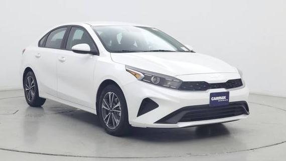 KIA FORTE 2022 3KPF24ADXNE493438 image